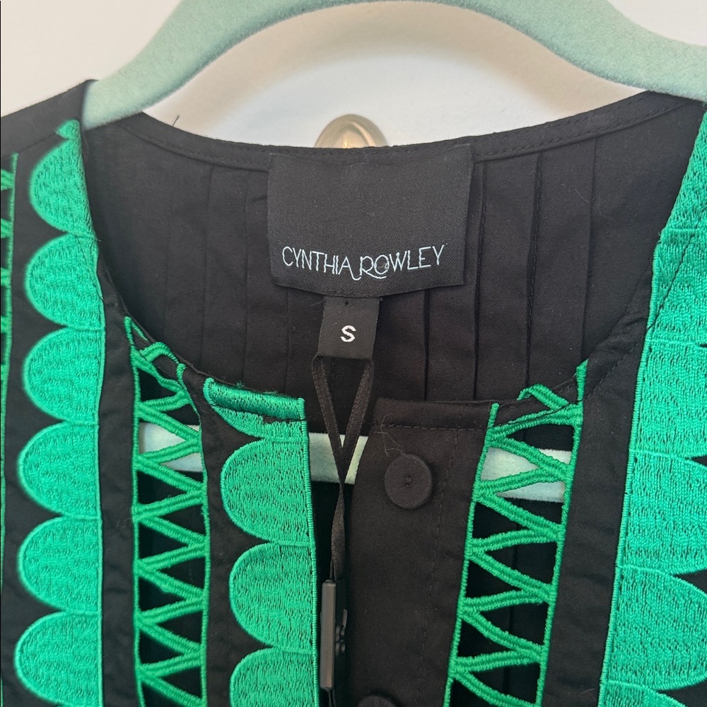 Cynthia Rowley Nairobi Kaftan Maxi Dress with Green Embroidery small - Picture 5 of 8